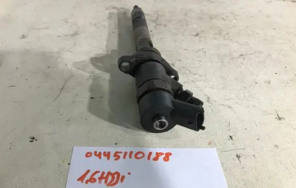 Citroen C5 Fuel injector 0445110188