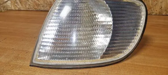 Audi A6 S6 C4 4A Front indicator light 084411512lf