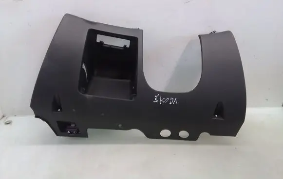 Skoda Octavia Mk2 (1Z) Dashboard lower bottom trim panel 1Z1857923