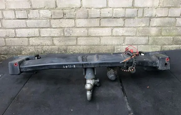 Mercedes-Benz R W251 Tow bar set A2513100037
