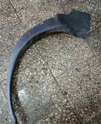Volvo XC70 Front arch trim 8620128 9190877