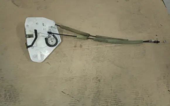 Mazda 6 Front door lock