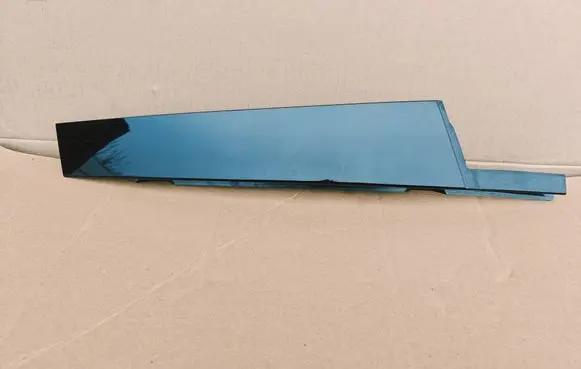 Skoda Enyaq iV Front door glass trim molding 5LA837901