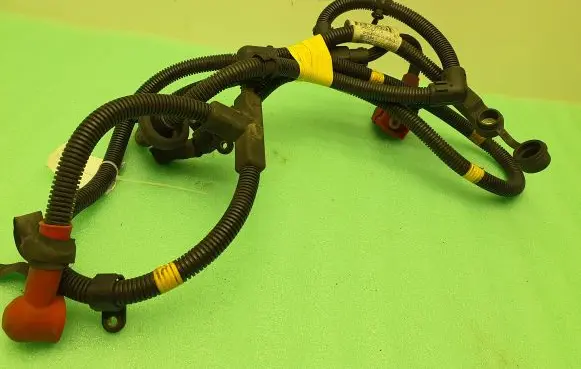 Maserati Levante Wires (starter motor) 2004559 048852051F0