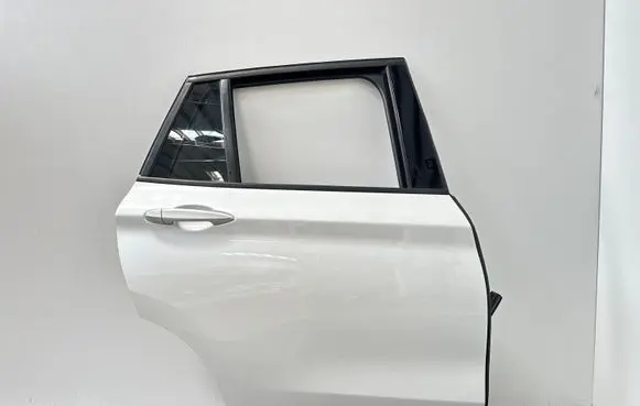 BMW X1 F48 F49 Rear door 