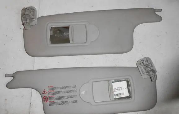 Renault Megane II Sun visor