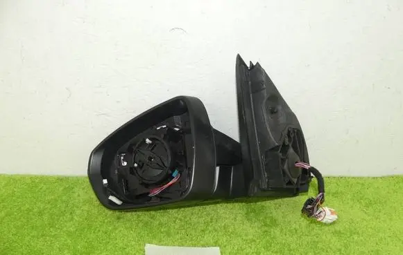 Opel Grandland X Front door electric wing mirror 0416243