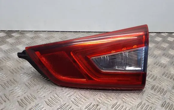 Nissan Qashqai Tailgate rear/tail lights 265504EA5A 265504EA5B