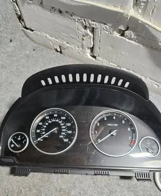 BMW X5 F15 Speedometer (instrument cluster) 19153310 9383487 31099231