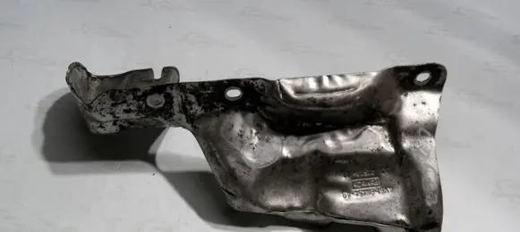 Ford Fiesta Heat shield in engine bay 9N454