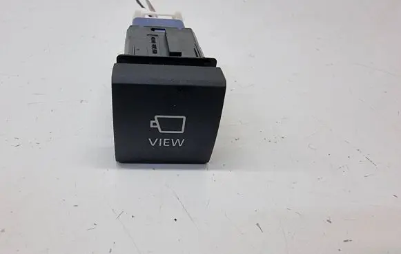 Toyota RAV 4 (XA50) Other switches/knobs/shifts 15F7010020