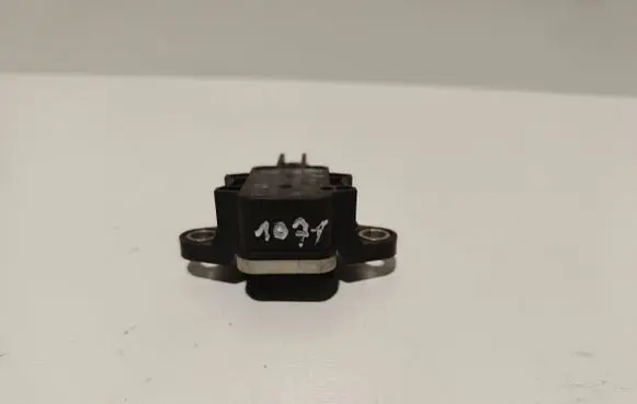 Audi A4 S4 B7 8E 8H Airbag deployment crash/impact sensor 8P0955557 010818 240305