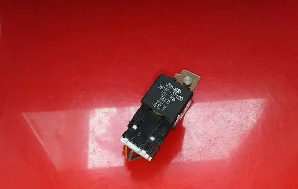 Hyundai Trajet Other relay 3916037120