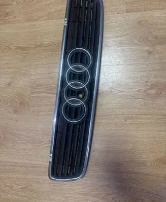 Audi A4 S4 B5 8D Front bumper upper radiator grill 8D0853651 8D0853651J
