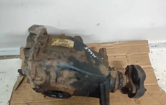 BMW 1 F20 F21 Rear differential 7605591 0711120505160003 EAU321308