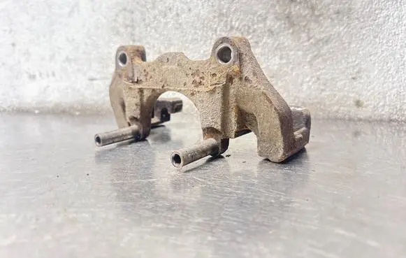 Opel Astra H Front Brake Caliper Pad/Carrier 