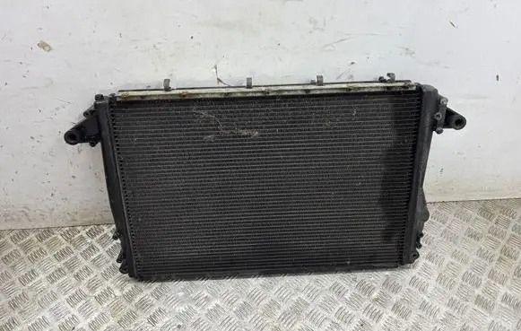 Maserati Quattroporte Coolant radiator