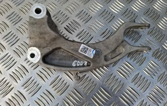 Audi Q7 4M Front control arm 4M0413038N