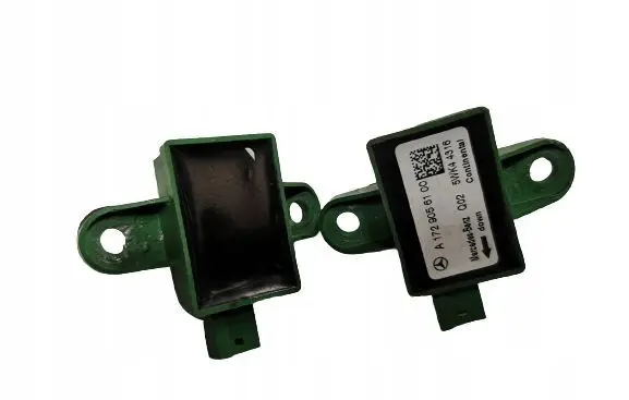 Mercedes-Benz C W204 Airbag deployment crash/impact sensor A1729056100