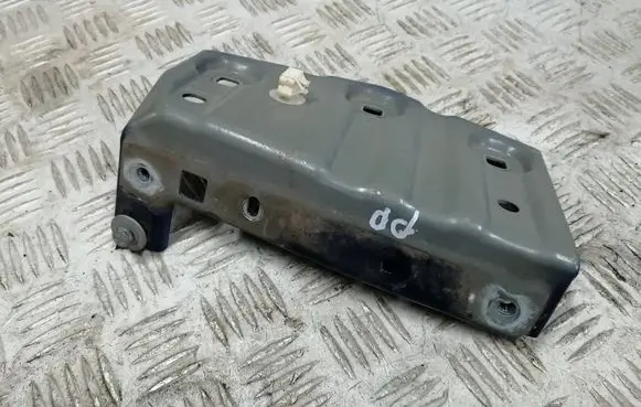 Renault Captur II Fender mounting bracket 641343398R 2820