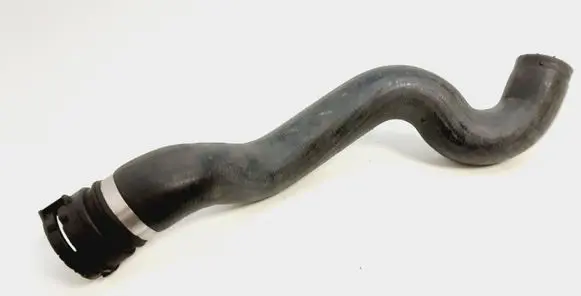 Volvo XC90 Engine coolant pipe/hose 30741048