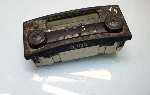 Renault Laguna II Climate control unit 8200264429 52485201