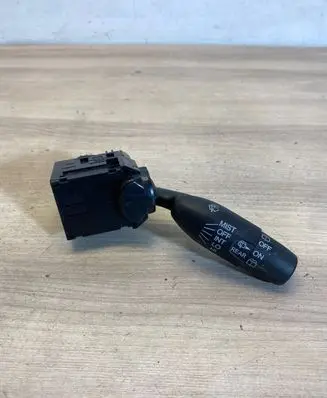 Honda CR-V Wiper control stalk M29843