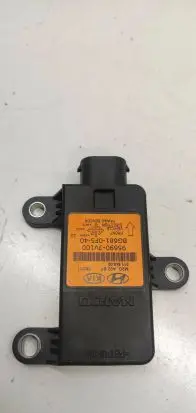 Hyundai i40 ESP acceleration yaw rate sensor 956903V100 BG6810F540 01154500