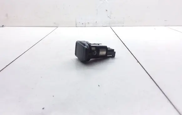 Renault Master III 12 V Socket (front) 