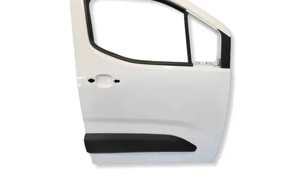 Opel Combo E Front door 