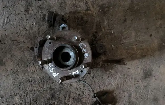 KIA Ceed Front wheel hub