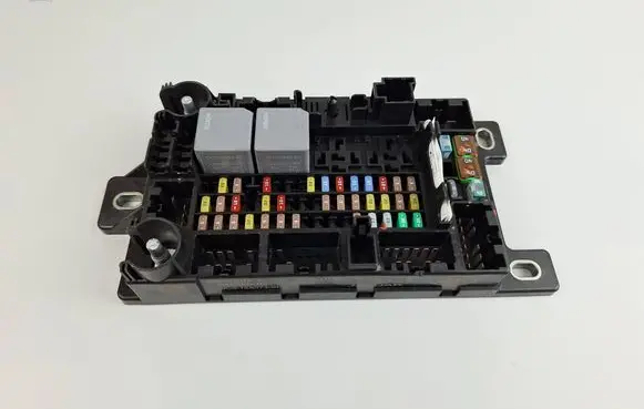 Jaguar E-Pace Fuse module J9C314A073BB