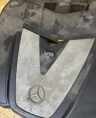 Mercedes-Benz GL X164 Engine cover (trim) A6420104067