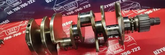 Audi A6 S6 C5 4B Crankshaft 077T