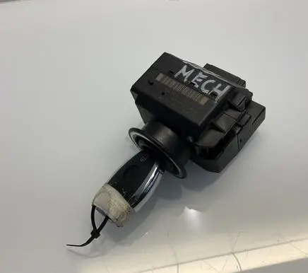 Mercedes-Benz E W211 Ignition lock A2115452308 33002213 8020087211606126