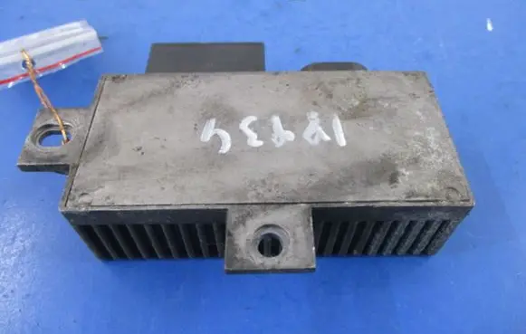 Renault Kangoo I Other relay 7700111525