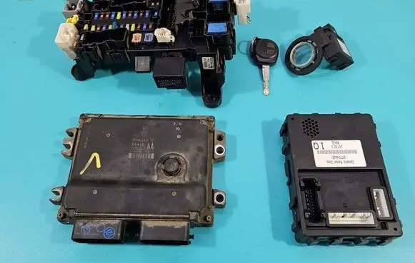 Suzuki Grand Vitara II Engine control unit/module ECU 112300-1213 IMPRK1458994