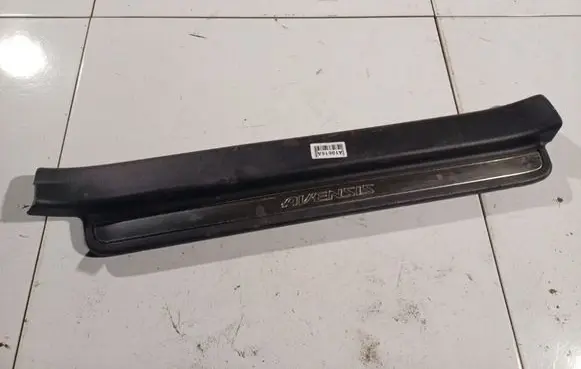 Toyota Avensis T250 Front sill trim cover 6791305050 67913-05050