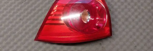 Volkswagen Golf V Rear/tail lights 4VFX13405AB