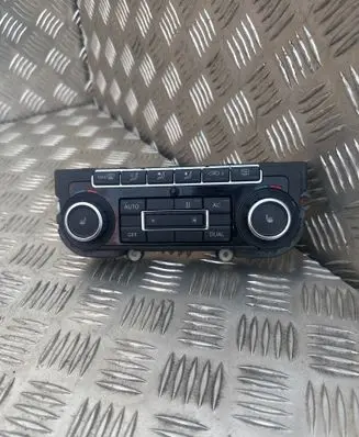 Volkswagen PASSAT B6 Climate control unit 5K0907044CB SW0709 5HB00974643