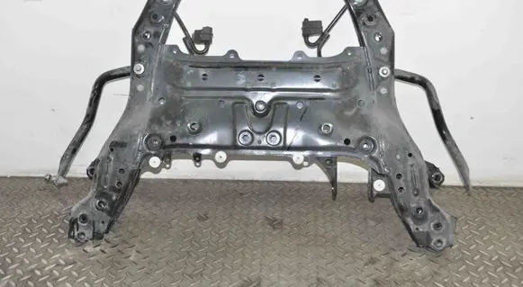 BMW 2 F44 Front subframe 6872729