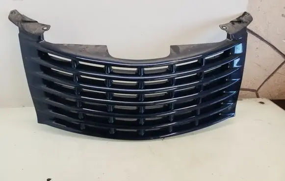 Chrysler PT Cruiser Front bumper upper radiator grill