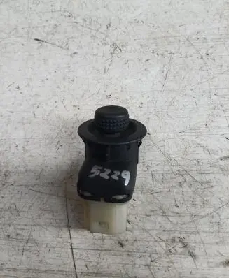 Renault Scenic II - Grand scenic II Wing mirror switch