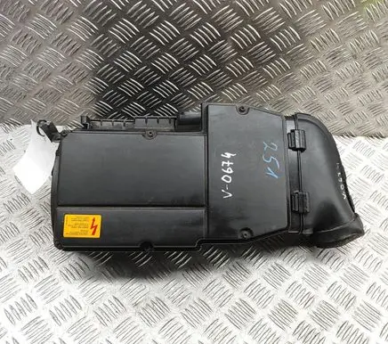 Mercedes-Benz C W203 Air filter box A2710900901 A0041533328
