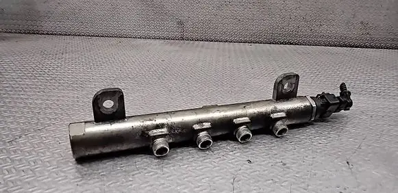 Opel Insignia A Fuel main line pipe 0445214199 55566047