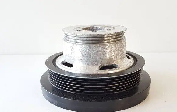 Peugeot 208 Crankshaft pulley 9834309980