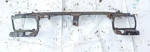 Renault Laguna I Radiator support slam panel