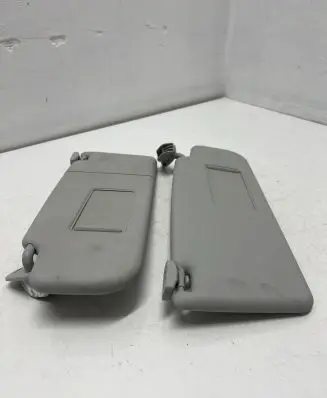 Skoda Fabia Mk2 (5J) Sun visor 1Z0857552 5J1857552T 1Z0857561