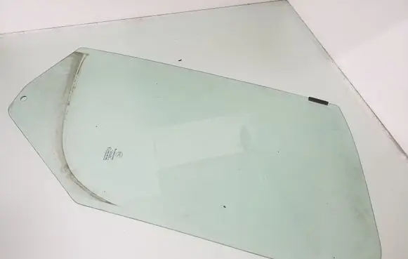 Fiat Ducato Front door window glass four-door AS2