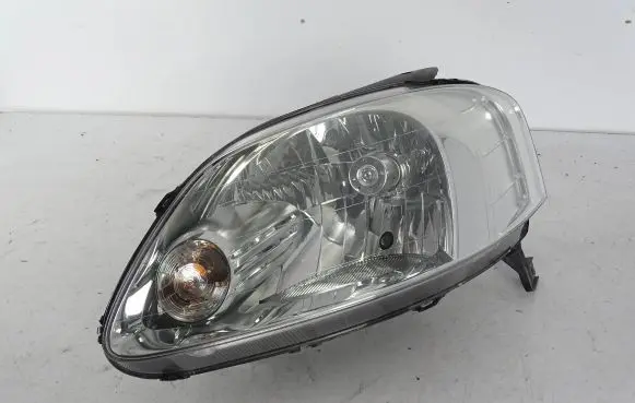 Volkswagen Fox Headlight/headlamp